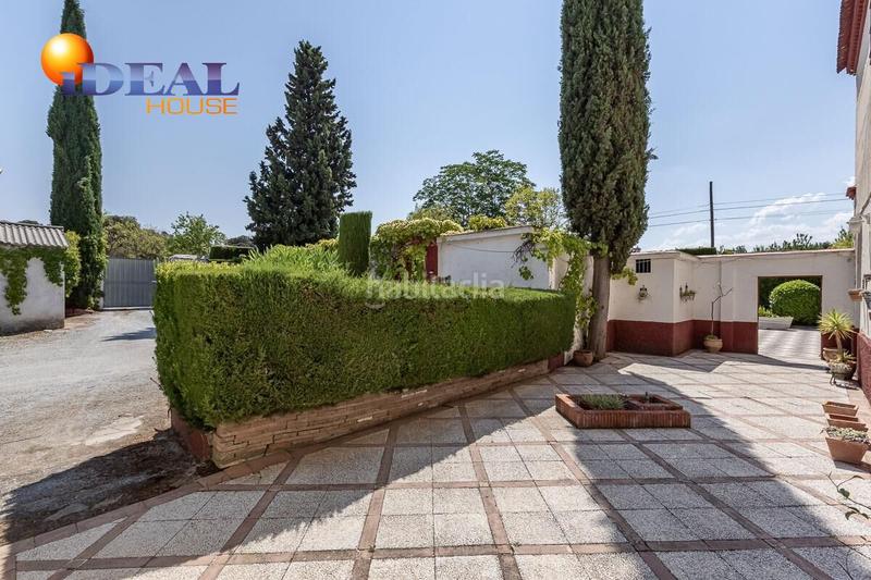 Foto f03d67f2-a121-453d-8d4e-851b3abb63a6. Masia amb aparcament a Fargue Granada