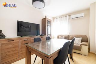 Etagenwohnung in Calle cruz 37. Piso, cochera y trastero en peligros