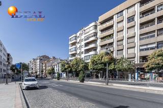 Appartement  Calle acera del darro. Exclusivo piso en acera del darro