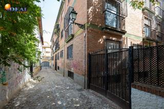 Apartament  Calle hornillo de cartuja. Apartamento de 2 dormitorios junto a triunfo