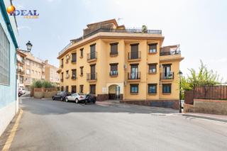 Piso en Calle calle de la granja, 38 38. Tu nuevo hogar en la zubia te espera!