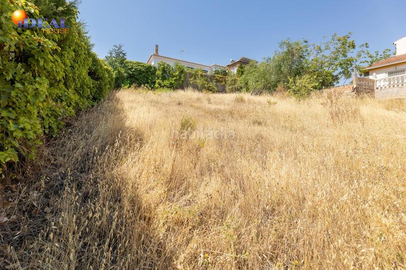 Foto 818c1a5d-b7d3-4a09-9d94-e3e57d2e6ca2. Residential plot in calle de la azucena 87 in Villa de Otura