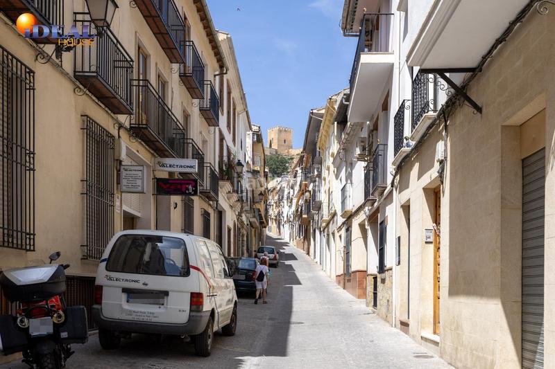 Foto 549fd17f-1f33-4531-9990-2128bcd51b55. Piso en pasaje de san ignacio 5 amplio piso en el centro 190 m con terraza y opción de garaje en Alcalá la Real