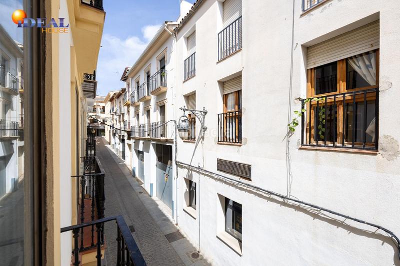 Foto e75b3c2b-ccda-4b4e-9d99-aabc89abe2f5. Piso en pasaje de san ignacio 5 amplio piso en el centro 190 m con terraza y opción de garaje en Alcalá la Real