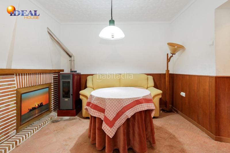 Foto b964b484-7da5-4c89-a894-e36921a82c57. Casa a calle dr rodriguez 27 a Moraleda de Zafayona