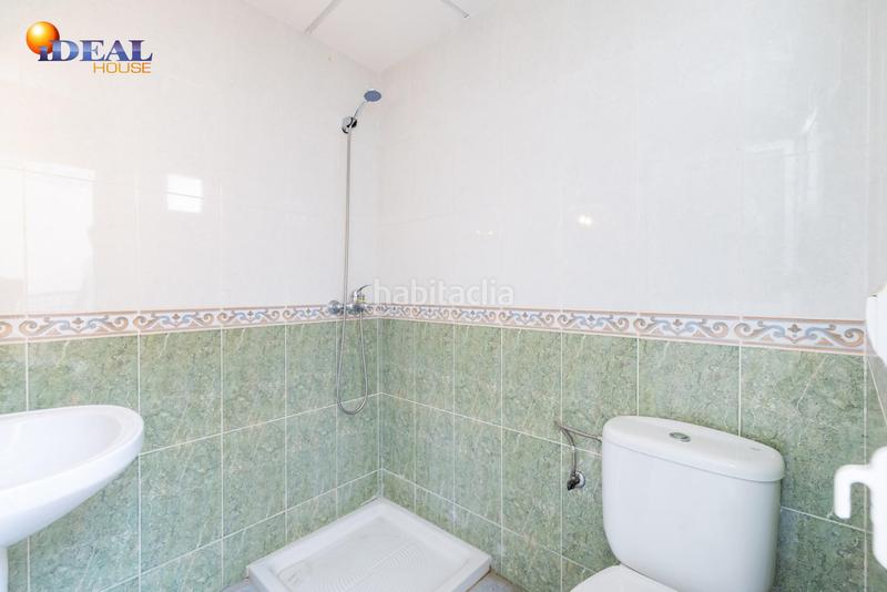 Foto 3f3a30f0-4b35-4d3c-bb46-e4bf8f2d4eba. Casa adosada en hoyo 5 encantadora vivienda adosada en el corazón granada en Santa Fe