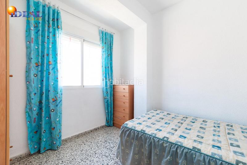 Foto 83eb0e90-342c-4eb0-be19-8ea6c49c0ee3. Casa adosada en hoyo 5 encantadora vivienda adosada en el corazón granada en Santa Fe