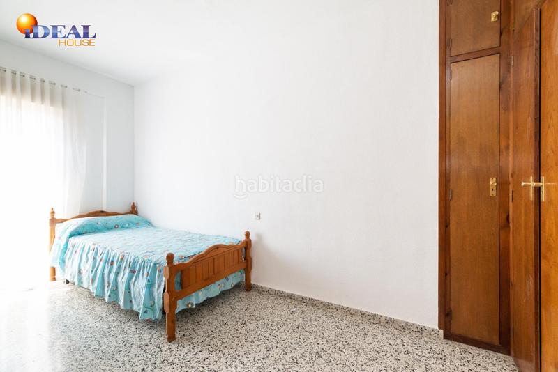 Foto daa7813d-fa8c-4b5d-8786-a6adf87f810d. Casa adosada en hoyo 5 encantadora vivienda adosada en el corazón granada en Santa Fe