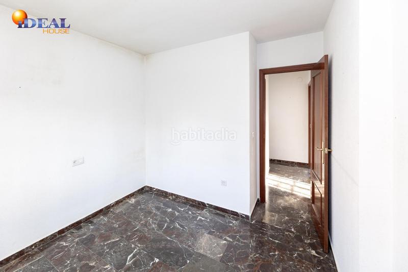 Foto f61840c8-6ada-4095-aa9f-d270281e8d7f. Chalet en calle abeto (loma verde) 42 chalet con gran parcela y piscina en loma verde, en Albolote