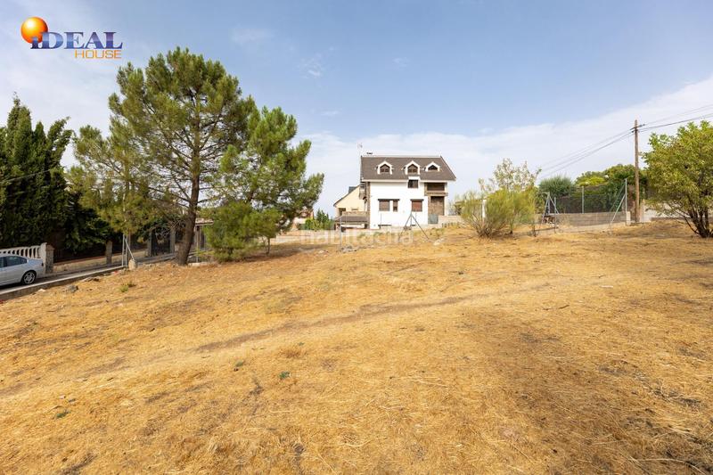 Foto 06963972-bf0a-4845-8069-0d8f3f8f64df. Terreno residencial en calle calle del cerrillo redondo magnífico solar en Cumbres Verdes en Zubia (La)