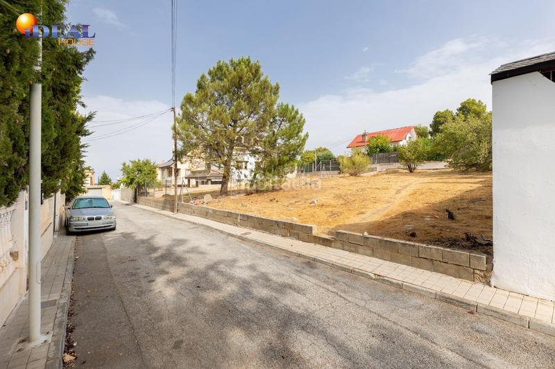 Foto 9279022c-cda0-43eb-9f5a-dd9e10ff517b. Terreno residencial en calle calle del cerrillo redondo magnífico solar en Cumbres Verdes en Zubia (La)