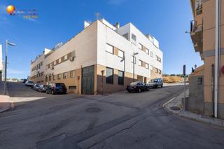 Piso  Calle de andrés segovia 51. Oportunidad en las gabias  vivienda lista para entrar a vivir.