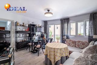 Appartement  Calle comarex 1. Gran piso junto campus de la salud