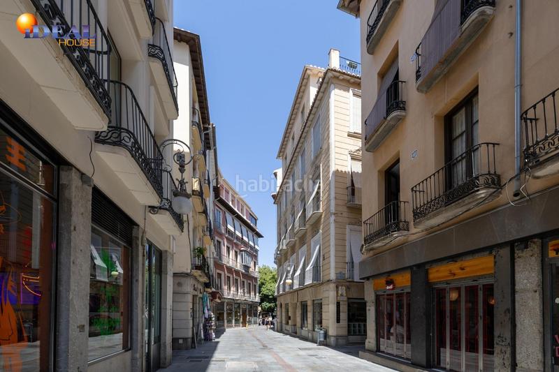 Foto dcdd4306-95b9-450c-b3b2-80a155328b2c. Piso en calle san sebastian 7 en Centro - Sagrario Granada