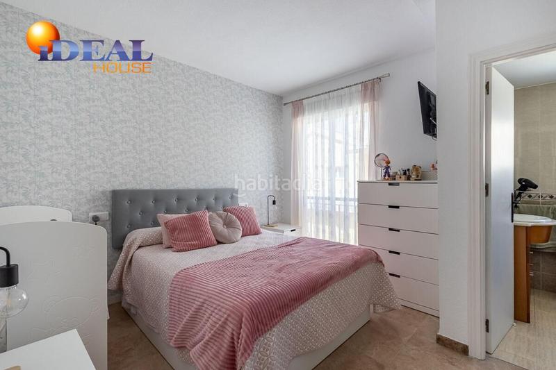 Foto 06199280-2100-4716-b5f7-b758561df2ec. Casa adosada en calle de manuel de falla 10 tu casa ideal te espera en los ! tranquilidad, vistas y espacio para toda la familia en Ogíjares