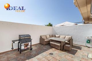 Casa adossada  Calle de manuel de falla 10. Tu casa ideal te espera en los ogíjares! tranquilidad, vistas y