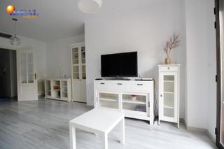 Flat in Calle REAL DE LOS NEVEROS 48