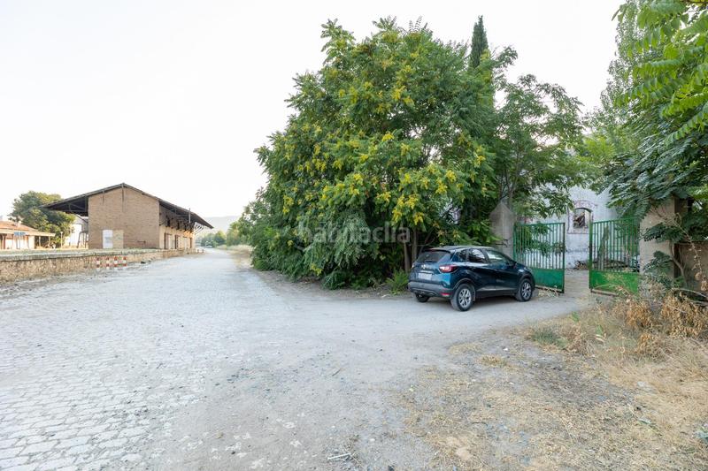 Foto ef7bd252-4a3b-4688-9741-8a227891bf54. Terreno residencial en calle de granada de Iznalloz oportunidad única granada en Iznalloz
