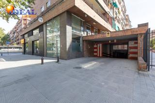 Parking coche  Avenida andalucia. Estupenda plaza de garaje super bien situada en villarejo!! por