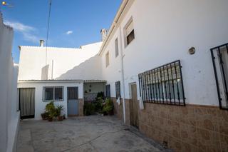 Casa adossada  Calle del carril del molino. Espaciosa casa familiar con vistas despejadas