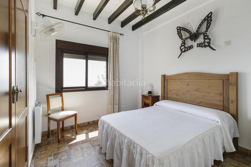 Foto 4f0c924c-1e3b-4c81-9c9b-7d6d837bbc15. Business premise in plaza del polígono in La Paz Granada