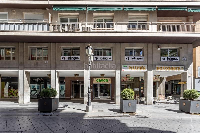Foto b65e89ba-0358-40fb-b3bd-b5af41cdbf5a. Local commercial dans calle ángel ganivet 15 dans San Matías - Realejo Granada