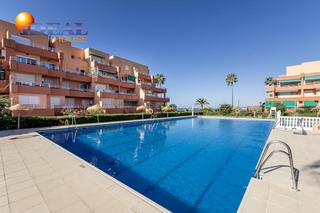 Erdgeschoss in Calle del paseo marítimo 2. Tu oasis en primera línea de playa  jardines del mar, salobreña