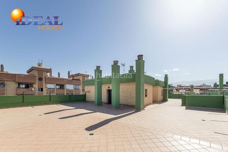 Foto c9784730-36b7-405f-a024-544e80520f82. Appartamento in calle arquitecto jimenez lacal 3 in Granada