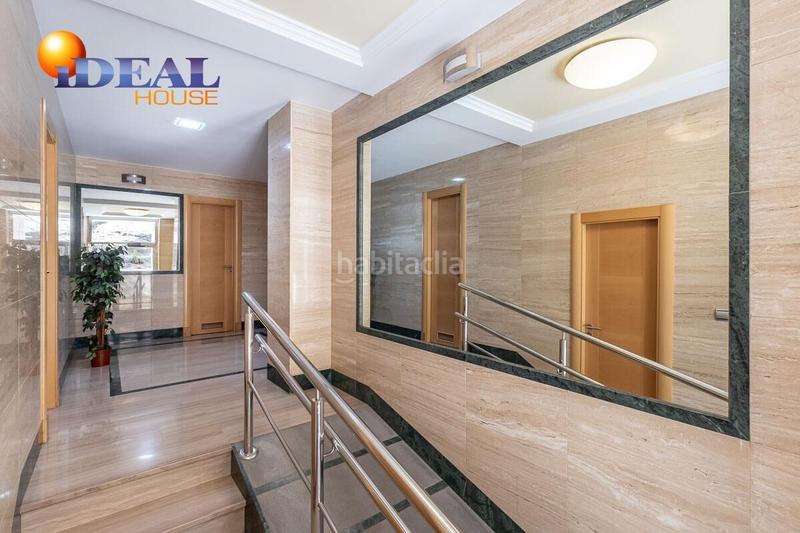 Foto e3a4543a-e4d2-4bda-98cf-ee5ce223599e. Appartamento in calle arquitecto jimenez lacal 3 in Granada