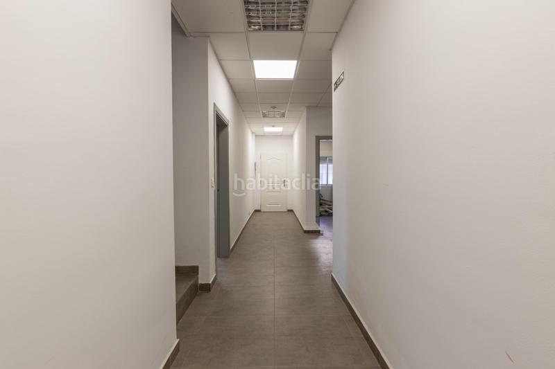 Foto 770830d0-3af2-4a60-b245-8183ca4a0f2b. Nave industrial en calle calle el romeral nave industrial en venta en Dúrcal