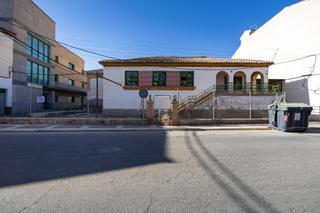 Casa  Calle de las islas 5. Gran oportunidad en fuente vaqueros parcela de 800 m con casa y