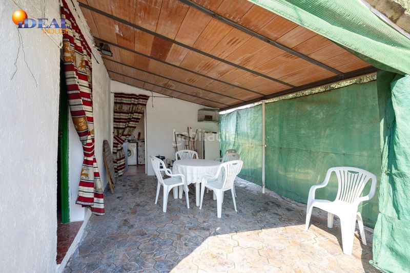 Foto f668a497-718c-40b7-aae8-71627adf4263. Masía en calle de moraleda a cómpeta 22 encanto rústico con casita y olivos en moraleja de zafayona en Moraleda de Zafayona