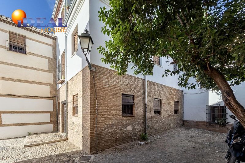 Foto 0c1be413-3bae-443b-9326-18a9c0972d09. Edifici a placeta del cristo de las azucenas a Barrio de Albaicín Granada