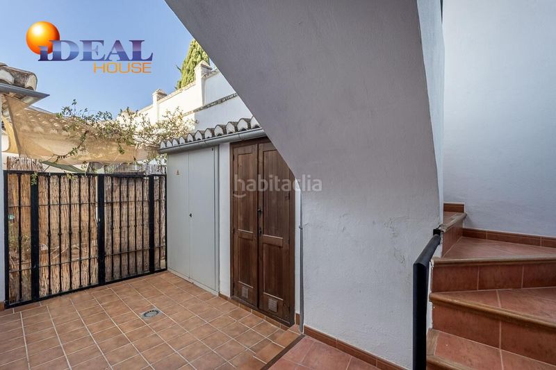 Foto d038ae7f-1f4c-4408-b8c3-ba4574902c8c. Edifici a placeta del cristo de las azucenas a Barrio de Albaicín Granada