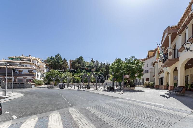 Foto eb5f443a-c2f9-4137-82b9-ecbcfc63155e. Local commercial dans calle del maestro noguerol 104 dans Monachil