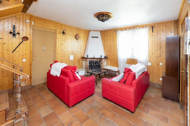 Foto 76fd1c0d-24a4-494b-8363-f598327e8068. Casale in calle diseminado-pol 46-par 44 123 in Güéjar Sierra