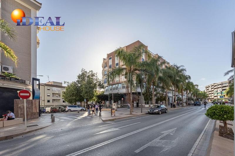 Foto 02a4f8ab-2cbb-464a-be82-68c596dab60e. Flat in Motril ciudad Motril