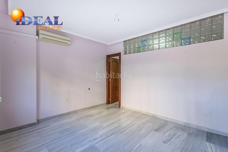 Foto 06ee21f8-3710-49e0-b902-b32ffff9cab1. Flat in Motril ciudad Motril