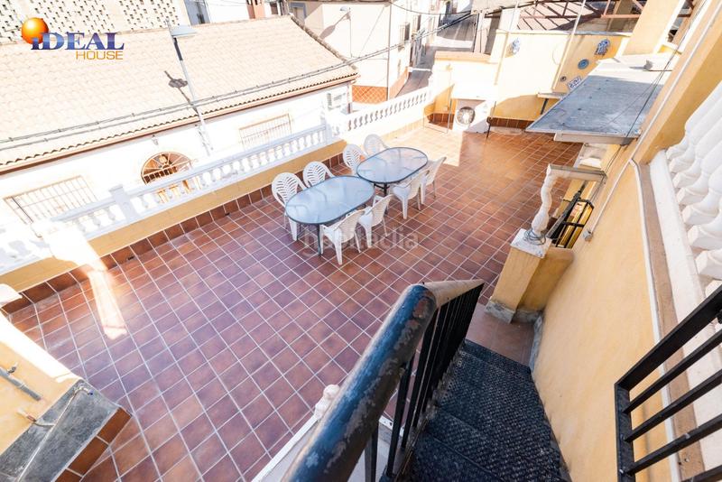 Foto 20f4a740-d424-42ce-8ab0-b12440aad0a6. Maison jumelée dans calle rosa 1 dans Santa Fe