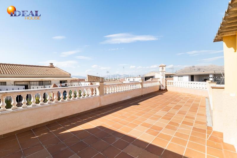 Foto 3a3eb3b2-c98b-49aa-a049-18d01e171fec. Maison jumelée dans calle rosa 1 dans Santa Fe