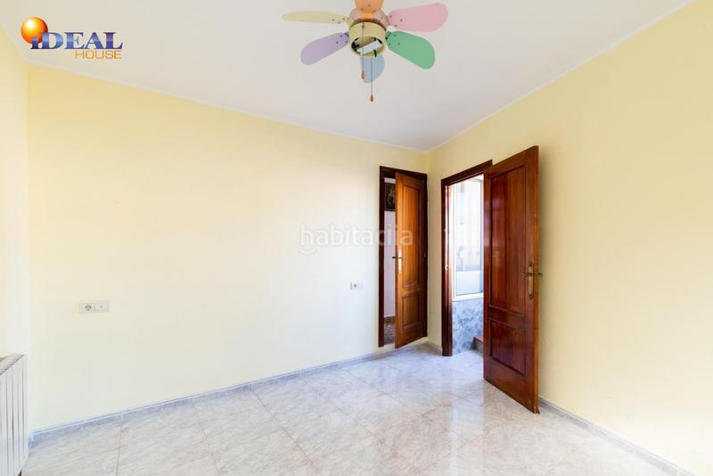 Foto 77e3a1ba-09d6-4867-a78a-83ffe03bd18c. Maison jumelée dans calle rosa 1 dans Santa Fe