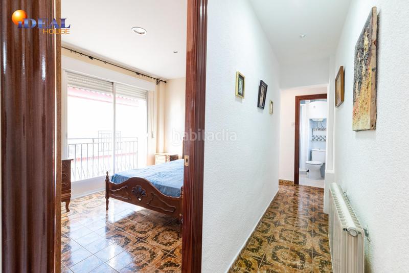 Foto 78cf99a1-346e-4cc5-854e-a36699c3040f. Maison jumelée dans calle rosa 1 dans Santa Fe