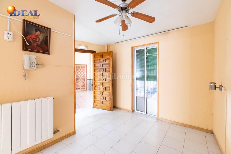 Foto 8d779912-6d52-4d13-a9ac-6fc8f11784ef. Maison jumelée dans calle rosa 1 dans Santa Fe