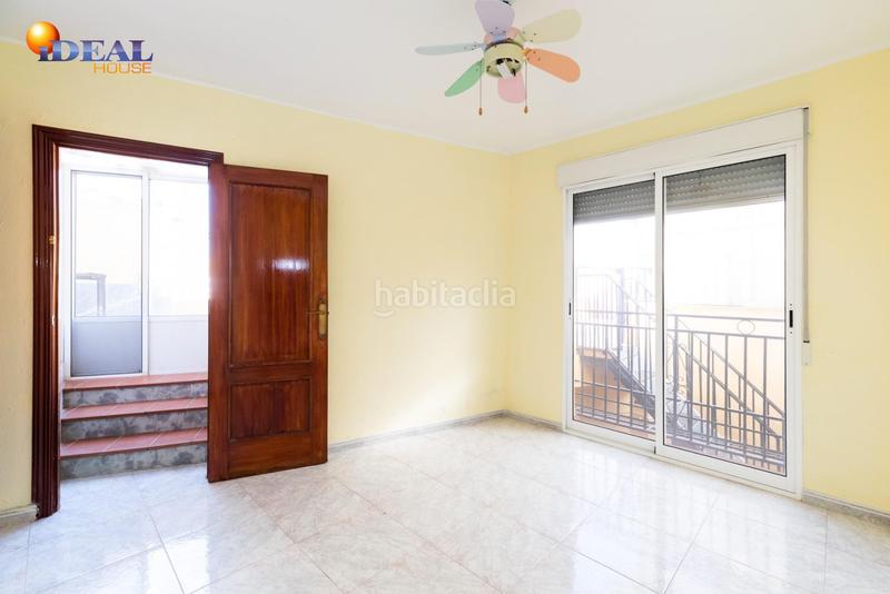 Foto 99ba0e7a-ff85-4973-bd53-e5c2c51a1c68. Maison jumelée dans calle rosa 1 dans Santa Fe