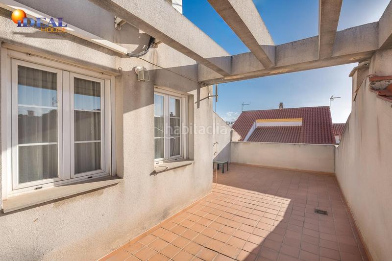 Foto 429960b8-fb02-41de-9dde-b8a5c2a1bad0. Reihenhaus mit heizung parking in San Miguel Armilla