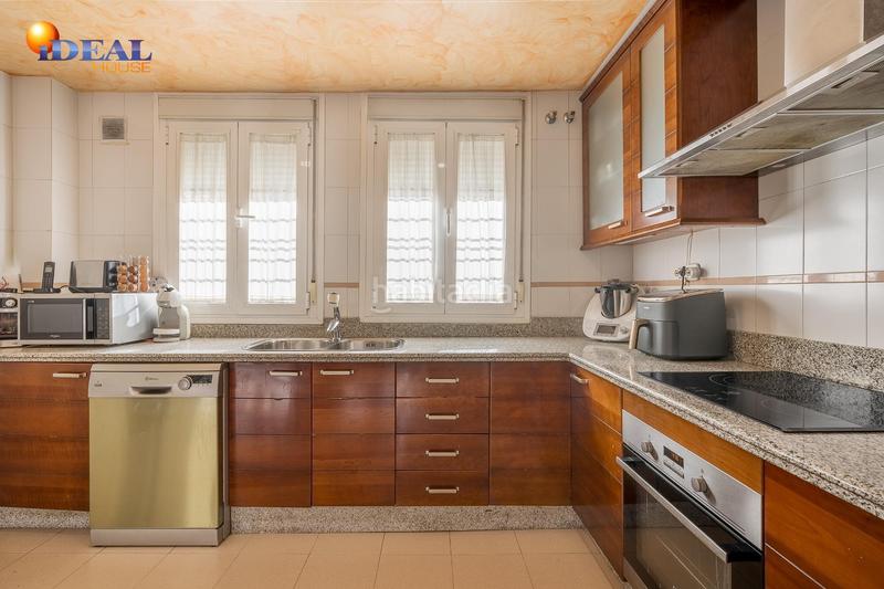 Foto 5ebaef46-6ff0-4ee6-ad3a-d8530efd8d21. Reihenhaus mit heizung parking in San Miguel Armilla