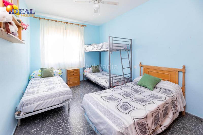 Foto c9350ffc-8f48-4382-b599-c3fe9fada1af. Xalet a calle de emilio muñoz 45 a Dílar