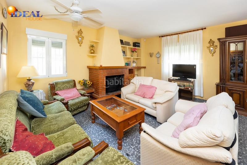 Foto e3643f97-0df7-4f16-94ae-aa5d01f19645. Xalet a calle de emilio muñoz 45 a Dílar