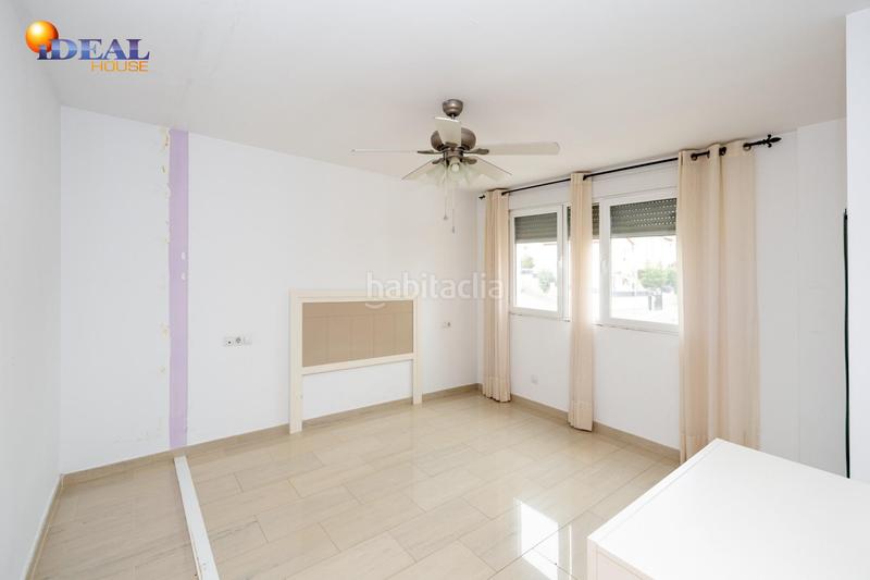 Foto 255d75b1-7940-40ff-8954-2c7efc1ae4d7. Casa adossada amb aparcament a Ogíjares