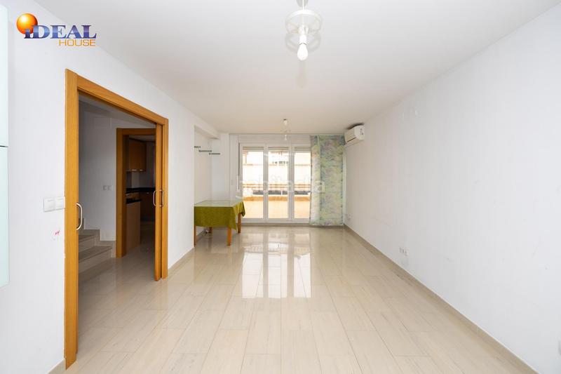 Foto 403e749f-18b0-4232-b217-feb6a7c4cc67. Casa adossada amb aparcament a Ogíjares